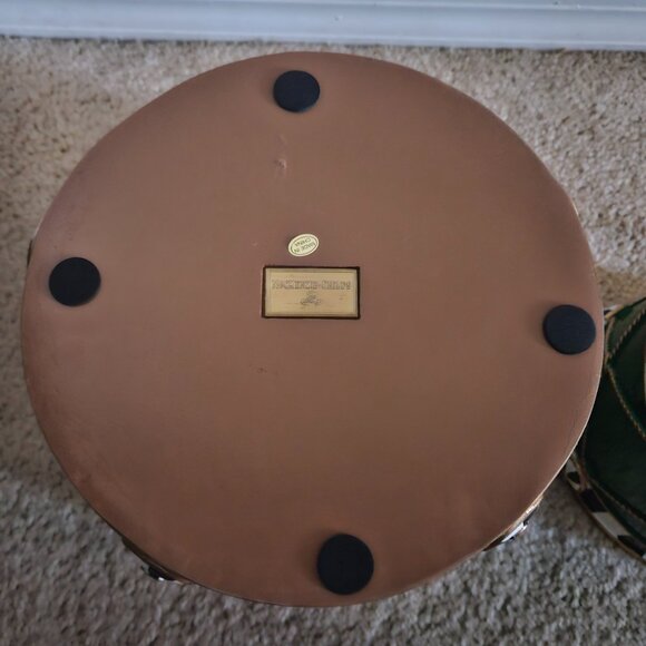 RARE RETIRED 2 MACKENZIE CHILDS EMERALD GREEN CHRISTMAS DRUM STAND PLANTER POT - Picture 8 of 9